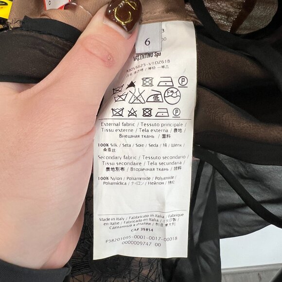 $2530 VALENTINO Spring 2011 Black Silk Sheer Lace Short Dress size 6 AS IS - Picture 14 of 15